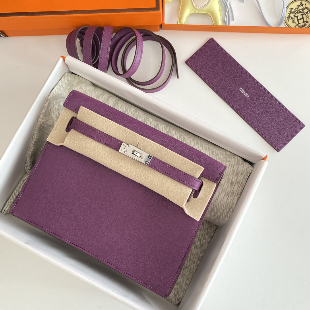 Hermes Kelly Danse Evercolor Bag In Purple Color